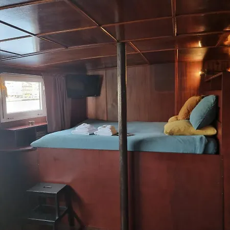 La Du Capitaine *